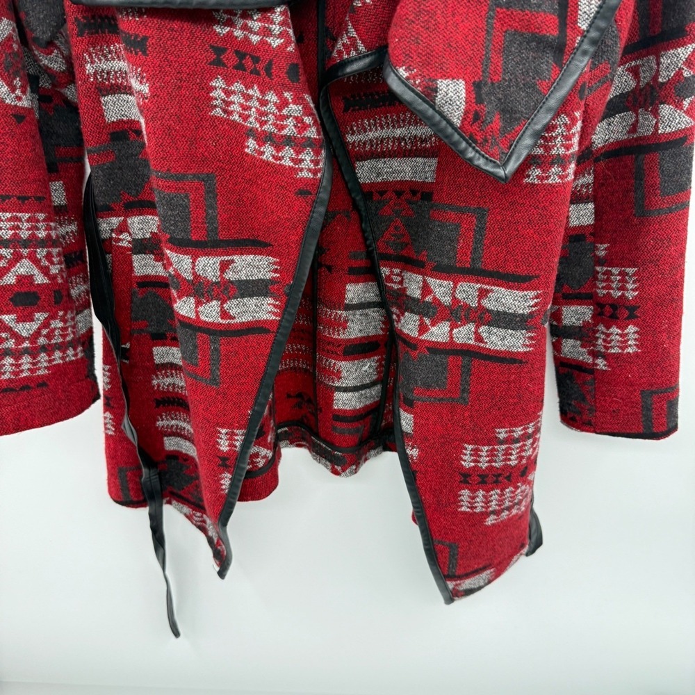 BB Dakota Southwestern Aztec Waterfall Cardigan Jacket Faux Leather Small Coat - Picture 3 of 14